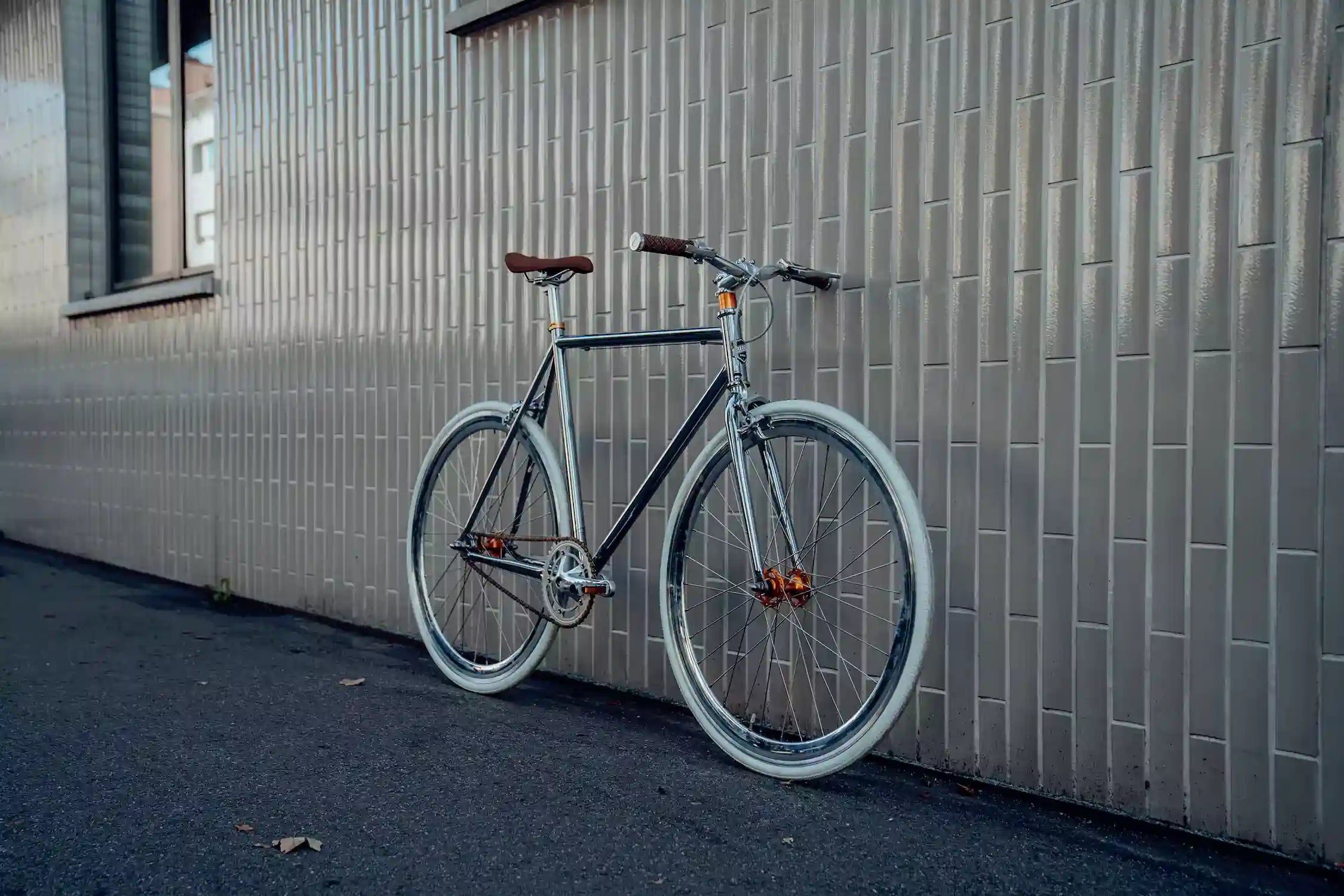 Chrome fixed gear bike hotsell